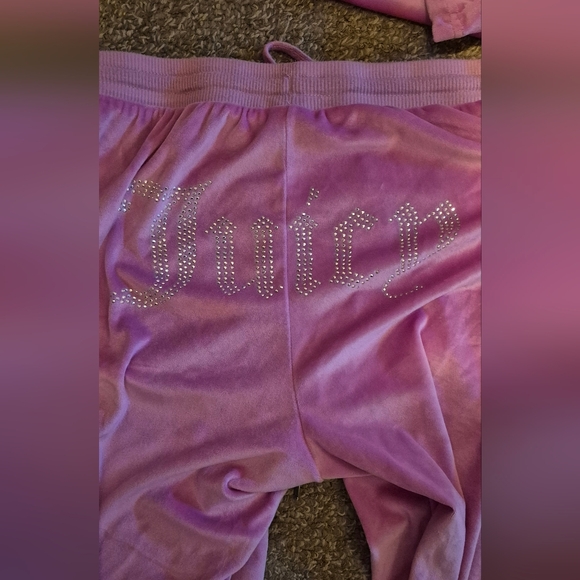 Juicy Couture Women's Soft Pink Velour Pajama Set Sz.L - Picture 4 of 7